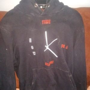 Women's pull over